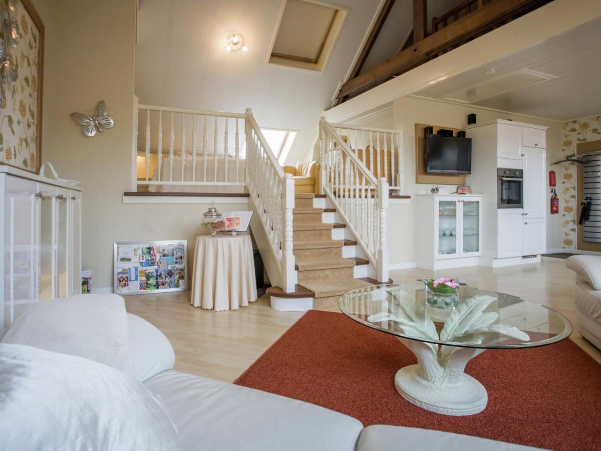 Boutique Apartment In Ritthem With Terrace Ngoại thất bức ảnh